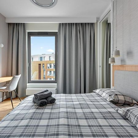 Premium Family & Business Old Town Riverside Apartment With Parking Gdansk Exterior photo