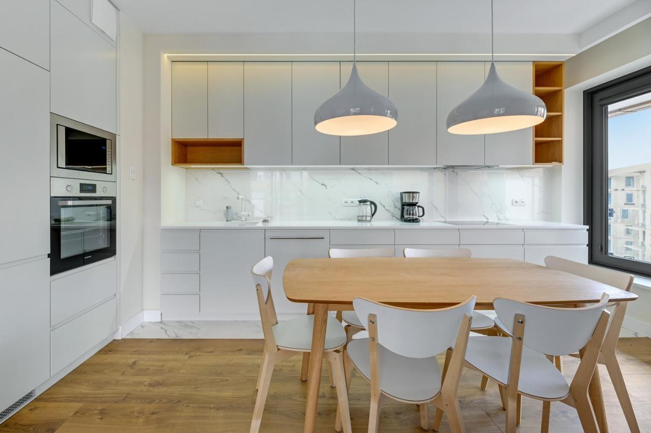 Premium Family & Business Old Town Riverside Apartment With Parking Gdansk Exterior photo